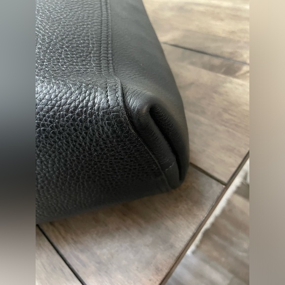 Salvatore Ferragamo Gancini Leather Tote - Picture 11 of 16